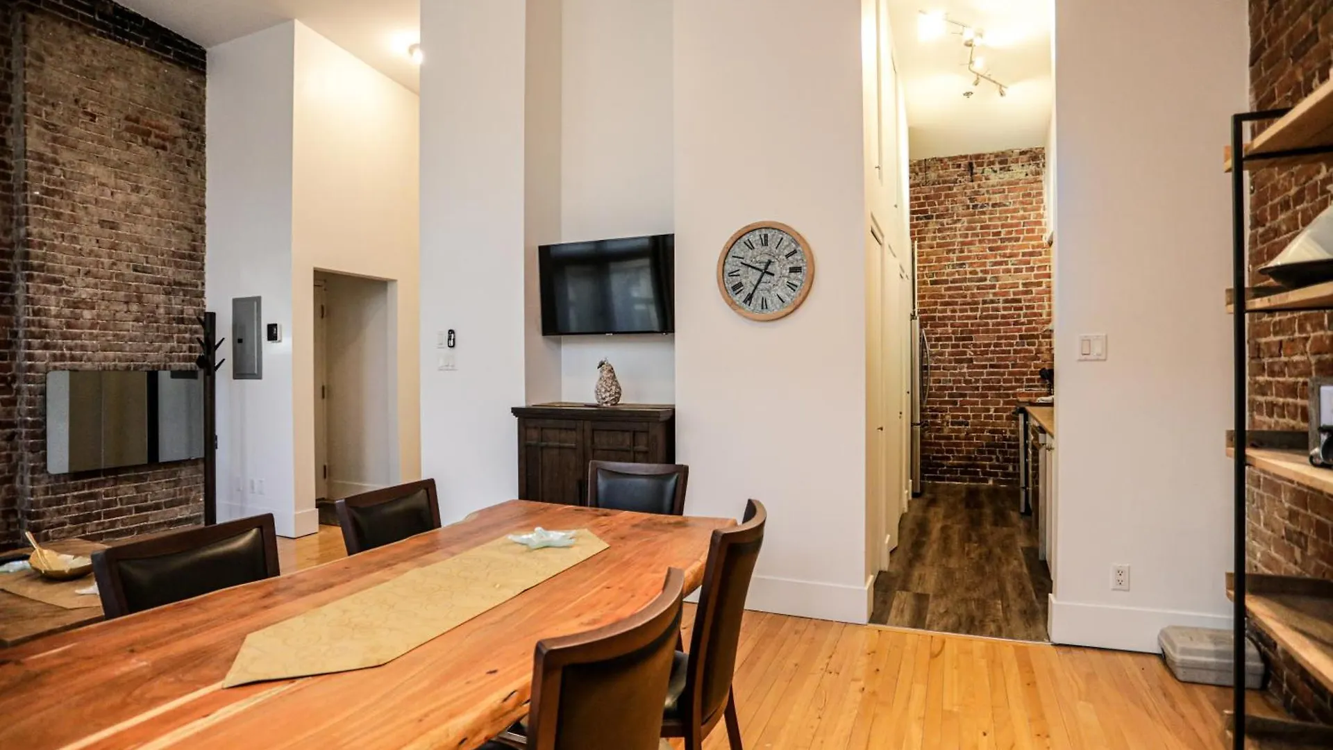 Elegant 1 Bedroom Apartment In Old Port - 202 Montreal 0*,